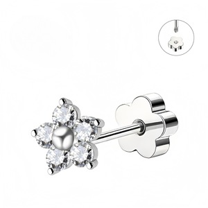 Boucles d'oreilles clous en titane F136 G23 avec zircon en forme de fleur, bijoux de piercing pour cartilage, cadeau minimaliste, bijoux de mode - Product Image 5