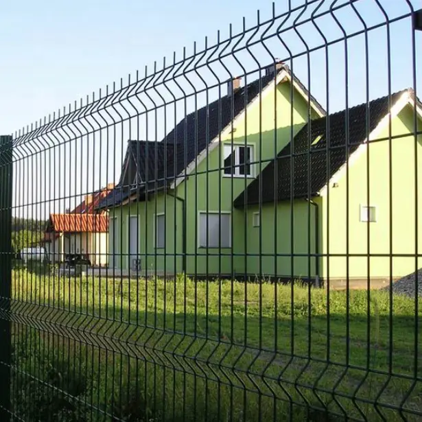 Valla de jardín de metal de acero galvanizado en caliente Panel de valla de jardín de metal curvado con triángulo verde 3D V recubierto de PVC