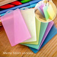 Protège-cartes rigides en PP personnalisables mats brillants pour cartes d'anime, de jeux TCG, de sport, de stars, et de cartes d'identité de personnage