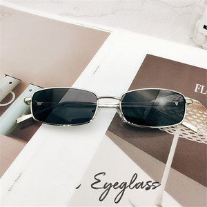 Lunettes de soleil rétro européennes et américaines, monture carrée coréenne, petites lunettes personnalisées pour hommes et femmes, tendance Hong Kong - Product Image 2