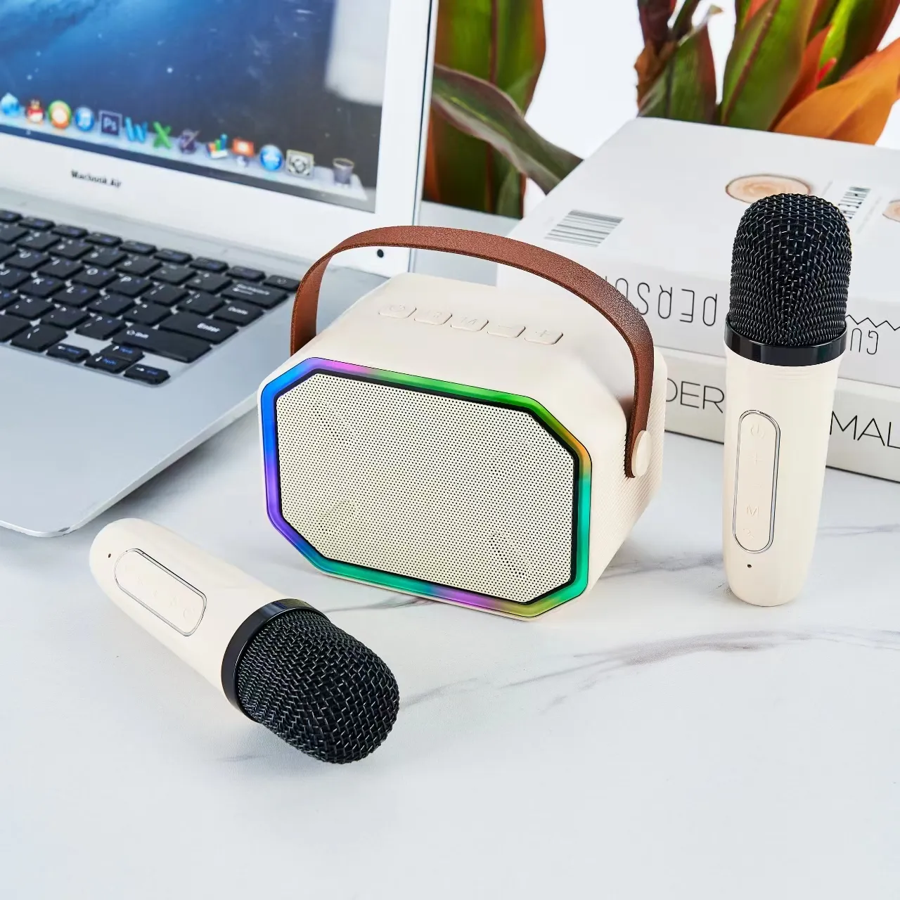 Micrófono inalámbrico portátil para niños inteligente mágico personalizado Torre Bluetooth cantar micrófono REPRODUCTOR DE Karaoke altavoz con dos