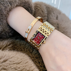 Reloj de Pulsera de Cuarzo con Esfera Cuadrada Estilo Brazalete para Mujer, Estilo Mid-Century, Lujo Ligero, Elegante y Exclusivo - Product Image 1
