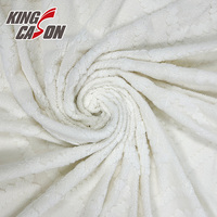 KINGCASON Chinesischer Hersteller Angenehmes Handgefühl 100 Prozent Polyester Weißer Jacquard-Sherpa-Stoff für Heimtextilien