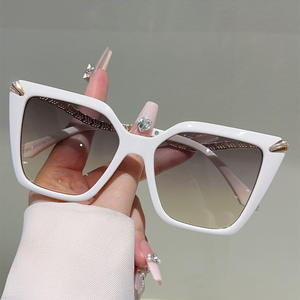 Lunettes de soleil surdimensionnées à effet œil de chat, avec verres dégradés, branches en chaîne de <span class=keywords><strong>serpent</strong></span>, grandes lunettes de soleil - Product Image 2