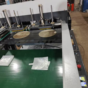 Высокоскоростная автоматическая машина для изготовления пластиковых футболок с двумя/четырьмя линиями, 600 шт./мин - Product Image 3