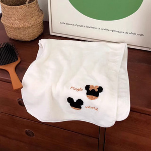 Serviette <span class=keywords><strong>de</strong></span> <span class=keywords><strong>Bain</strong></span> Carrée en Polaire Corail Douce, Absorbante et à Séchage Rapide, Motif <span class=keywords><strong>Mickey</strong></span> Mouse, pour Couple, Usage Domestique, Série Commerce Extérieur - Product Image 4