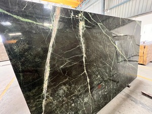 Lujosa superficie pulida de losa de mármol de la selva tropical verde para aplicaciones de pared y suelo Losas de piedra de mármol del proveedor indio - Product Image 3
