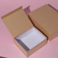 Boîte d'emballage personnalisée en carton auto-élevable avec fermeture magnétique, doublure en éponge, pelliculage mat, recyclable, pour cosmétiques de luxe