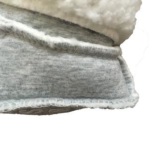 Chaussons-chaussettes d'hiver douillets et épais en Spandex/Coton doublés Sherpa pour bébés garçons et filles, respirants et antidérapants pour nourrissons et tout-petits - Product Image 3