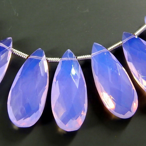 Perles en verre facettées en forme de goutte de quartz bleu lavande 20x8MM, paire de boucles d'oreilles, pierres précieuses en vrac, fabrication artisanale certifiée pour la création de bijoux - Product Image 1