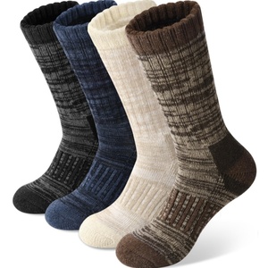 Chất Lượng Cao Crew Merino Vớ Len Đi Bộ Đường Dài Nhiệt Ấm Mùa Đông Ấm Cúng Dày Vớ Khởi Động Biểu Tượng Tùy Chỉnh Phụ Nữ Vớ Len - Product Image 1