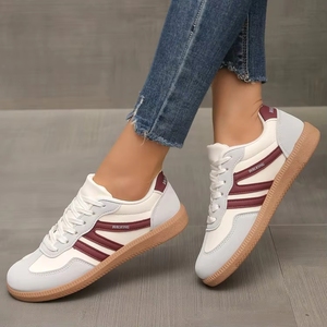 <span class=keywords><strong>Sneakers</strong></span> da Donna Trendy 2026 - Vendita all'Ingrosso di Scarpe Casual Retrò con Logo e Piattaforma in Bianco e Nero - Product Image 4