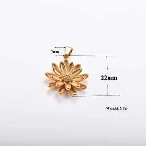Pendentif fleur marguerite 3D vintage en acier inoxydable, breloque pour bijoux faits main, couleur or/argent, parfait pour colliers, boucles d'oreilles, DIY - Product Image 4