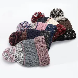Winter Fashion Women Warm Knitted Hat Custom Knitted Beanie Hat Pom Pom Outdoor Warm Thick Beanie Knitted Cap