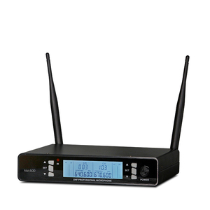 Sistema de Micrófono Inalámbrico UHF Profesional <span class=keywords><strong>con</strong></span> Dos Micrófonos de Mano para Eventos, Presentaciones, Karaoke - Product Image 5