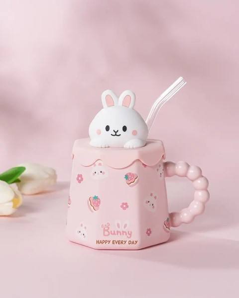 RTS Hot Sale Wholesale High Appearance Level Cartoon Sippy Cat Panda Bear Rabbit Ceramic Mug With Lid Gift Cup Handmade Cute
