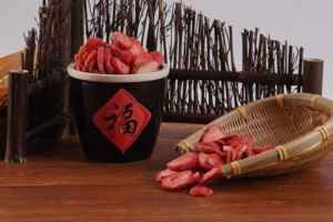 Лучшее качество сухие фрукты сублимированная клубника вкусные FD клубника досуг закуски обезвоженные ломтики клубники - Product Image 4