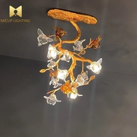 Lustre suspendu en cuivre de 2 mètres pour escalier d'hôtel ou de villa, de haute qualité, directement de l'usine, style post-moderne créatif pour plafond haut