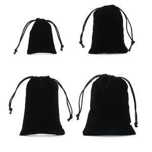 Fabricant direct, sacs à bijoux en chaîne de haute qualité avec logo personnalisé, vente en gros de pochettes en velours pour bagues, montres, rangement et emballage - Product Image 4