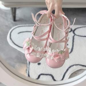 Zapatos de mujer Abirabbit original Lolita con estampado de fresa - Zapatos japoneses de tacón medio con punta redonda y lazo, serie adorable - Product Image 4