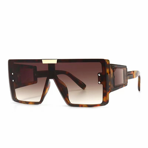 Lunettes carrées à grand cadre rétro pour femmes et hommes Lunettes avec logo personnalisé avec protection UV400 Designer PC Material - Product Image 3