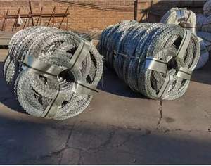 Precios de alambre de púas galvanizado en caliente en el <span class=keywords><strong>mercado</strong></span> de Sudáfrica alambre de púas barato - Product Image 6