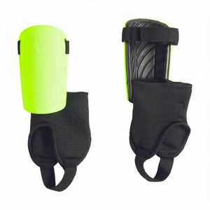 Espinilleras de Fútbol Amarillo Neón con Correa Ajustable y Protección de Tobillo - Product Image 1