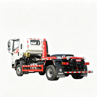 Camion à ordures de type élévateur SAIC neuf, 3-6 tonnes, grue électrique, bras compacteur 5-10 m³, transmission manuelle, diesel Euro 6