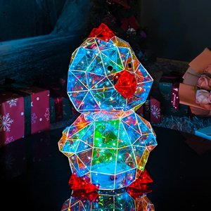 Lampe LED Iridescente Prismatique Écologique Faite à la Main, Alimentée par USB, Design Ferme Animale, Blanc Chaud, en Plastique, pour Poulailler (Poules, Coqs) - Product Image 4