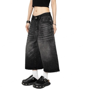 Nuevas llegadas al por mayor: Pantalones cortos vaqueros holgados de mezclilla pesada estilo hip-hop desgastado vintage para hombre - Product Image 1