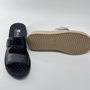 2024 nuove scarpe da donna Casual a pantofola piatte con giunzione con Design Plus taglie 37-41 sandali traspiranti per il round invernale - Product Image 4