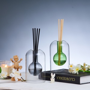 Bottiglia di aromaterapia in vetro stile piccolo libro rosso non stampato semplice in ornamenti bottiglia di olio essenziale di vetro e vasi di cristallo - Product Image 2