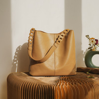 Sac à main en cuir véritable de conception de niche haut de gamme grande capacité sac Simple à la mode pour les femmes en cuir souple dames sac à bandoulière