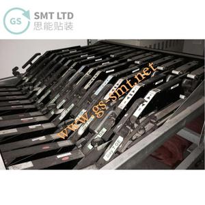 Alimentateur à ruban UIC GSM Multi Pitch 72 mm 47592902 pour machine universelle - Product Image 3