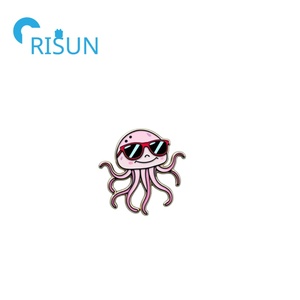 Insignias de Metal de medusas de <span class=keywords><strong>Bob</strong></span> <span class=keywords><strong>Esponja</strong></span>, alfileres de medusas de dibujos animados, broches de animales, pulpo de animales marinos, medusas, insignia de Pin esmaltado - Product Image 2