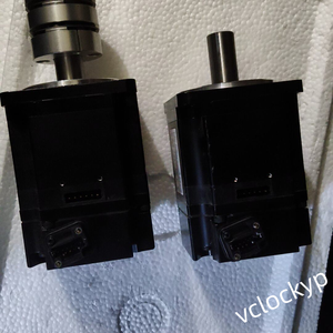 Motor Servo AC YASKAWA Original Usado SGMJV-02ADA21 200W MOT-I-4184=9Q39 - Product Image 2