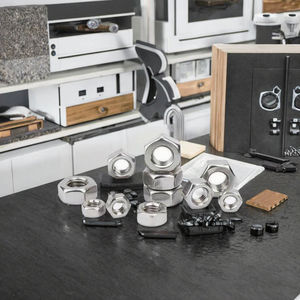 Tuercas Hexagonales de Hierro Galvanizado Disponibles en Múltiples Tamaños Métricos Diseñadas para un Uso Confiable con Resistencia de Grado en el Sector Salud y Minería - Product Image 3