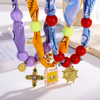 TikTok kalung syal sutra elegan untuk desain asli, kalung Choker manik-manik buatan tangan, liontin baja tahan karat bentuk kupu-kupu modis