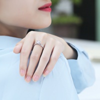 Bague pour femme en argent 925 et moissanite, sertie à griffes, motif corde tressée géométrique, style Instagram, exquise, luxe léger, vente en gros