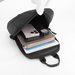 Bolso de pecho de alta calidad con logotipo personalizado, bolso cruzado de viaje informal impermeable de doble cara Oxford de primera calidad para exteriores - Product Image 4