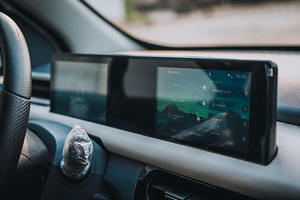 LHD <span class=keywords><strong>2</strong></span>-Seater แฮทช์แบคไฟฟ้า<span class=keywords><strong>3</strong></span>ประตูรถยนต์แม่เหล็กถาวรมอเตอร์ซิงโครนัสเทคโนโลยีพลังงานใหม่สำหรับรถยนต์ - Product Image 4