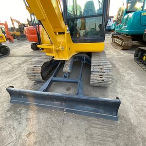 Excavatrice sur chenilles Komatsu PC56 d'occasion de 6 tonnes, économique en carburant, puissante, durable et populaire, pour usage agricole et domestique - Product Image 4