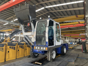 Kapasitas Dari 0.8m3 hingga 6m3 Mixer Beton Mobile Multifungsi Satu <span class=keywords><strong>Batch</strong></span> dengan Hopper Pemuat Otomatis, Cocok untuk Proyek Jalan Raya - Product Image 2