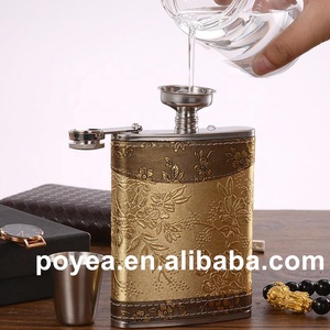 2024 bán chạy nhất cổ điển Thép không gỉ <span class=keywords><strong>Hip</strong></span> <span class=keywords><strong>Flask</strong></span> Set mini độc đáo <span class=keywords><strong>Flask</strong></span> với tass cigaret trường hợp Top người bán trong USA - Product Image 6