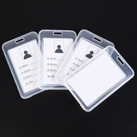 Pochettes pour cartes de crédit personnalisées en gros étiquette d'identification d'infirmière en plastique bon marché étudiant personnel porte-nom étui badge carte d'identité couverture
