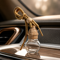 Bouteille d'aromathérapie pour voiture en verre écologique de 8 ml et 10 ml avec logo personnalisé, étiquette privée, diffuseur de parfum suspendu vide avec bouchon à vis