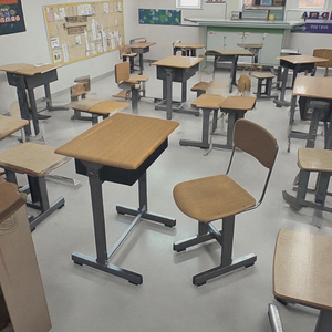 Conjunto de Escritorio y Silla para Estudiantes de Acero con Altura Ajustable para Aula Moderna, con 1 Año de Garantía, para Escuela Secundaria ST-0403 - Product Image 2