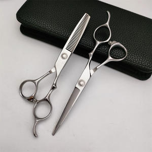 กรรไกรตัดผมซูโจว 9Cr สแตนเลสสตีล 62 มม. สำหรับคนถนัดขวา กรรไกรตัดผมมืออาชีพสำหรับช่างทำผม - Product Image 5