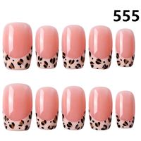 1331-1335 Faux ongles ronds faits à la main à presser, 10 pièces, style français, faux ongles 3D avec sculpture, haute qualité pour doigts