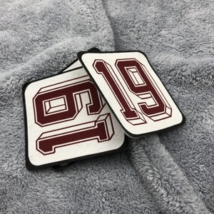 Ropa de Diseño Personalizada, Gorras y Chaquetas Tejidas con Bordado 3D, Insignias y Parches con Letras Inglesas Bordadas - Product Image 3
